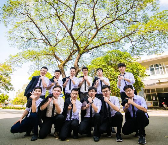 Chụp hình kỷ yếu Tây Ninh